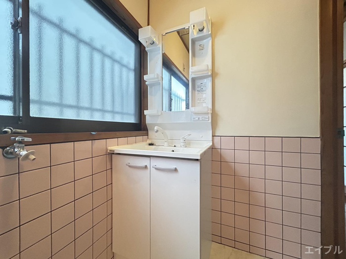 メゾンWAKISAKAIの内装写真