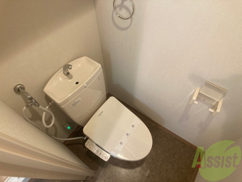 トイレ　トイレです。ウォシュレット付を探している方、おすすめです。