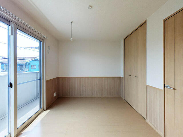 ＪＲ常磐線 亀有駅 徒歩31分 2階建 築14年の居間写真