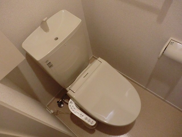 トイレ　図面と現状に相違がある場合には現状を優先