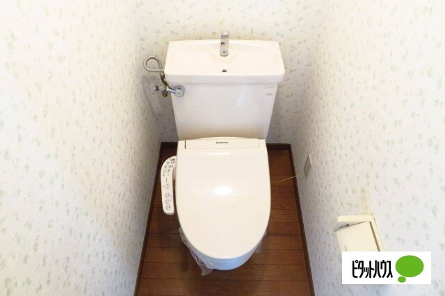 トイレ　写真は５０２号室になります