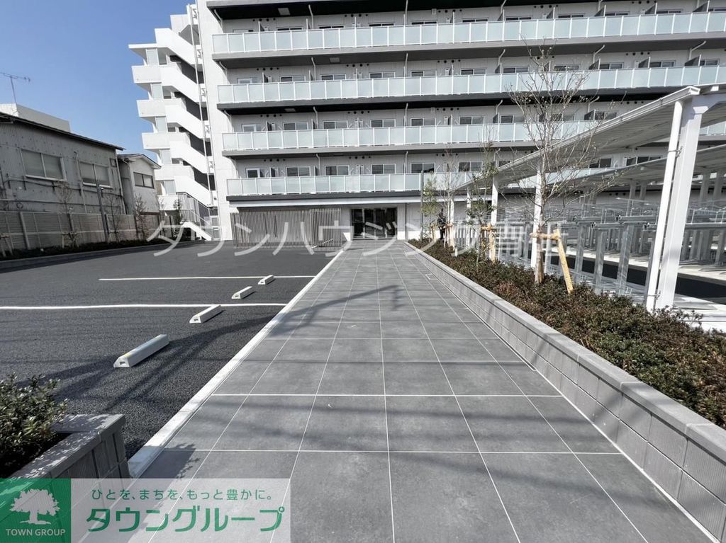駐車場　駐車場