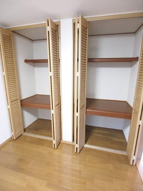 ヨークつつじヶ丘の内装写真