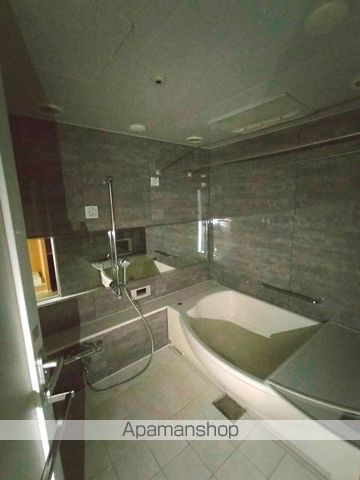 ＪＲ東海道本線 大阪駅 徒歩7分 15階建 築20年の風呂写真