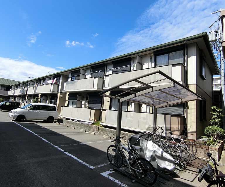 ヴィヴィセレサ壱番館の外観写真