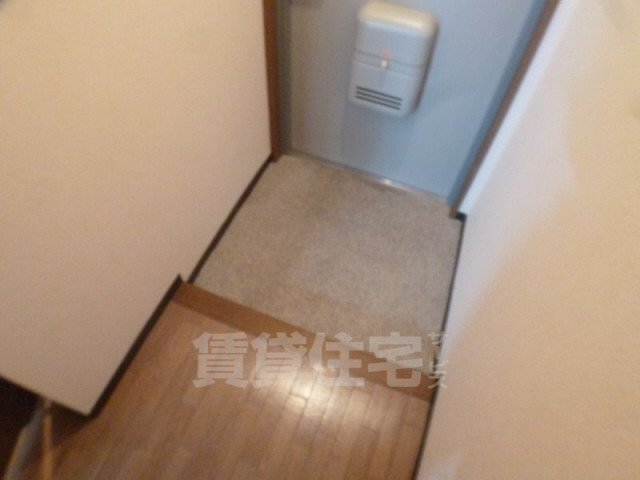 ミヤギマンションの玄関写真