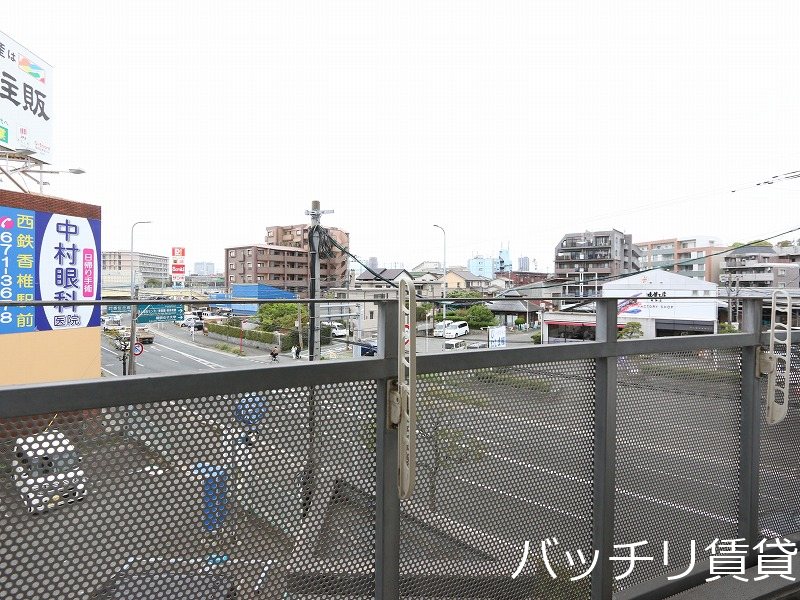 バルコニー　別号室の画像。現況優先。