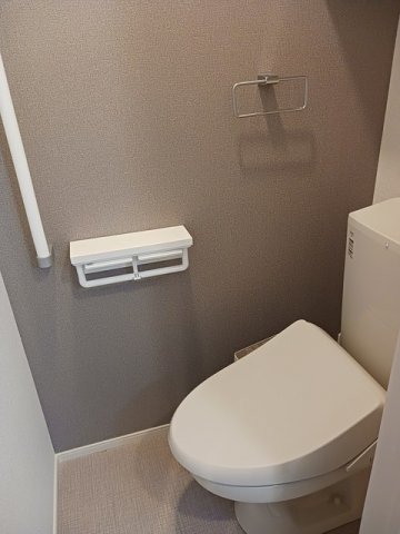 トイレ　シンプルで使いやすいトイレです