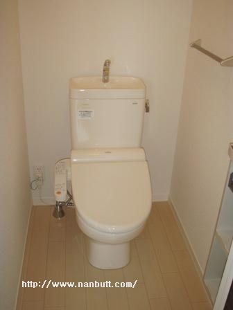トイレ　ウォシュレット付きトイレ