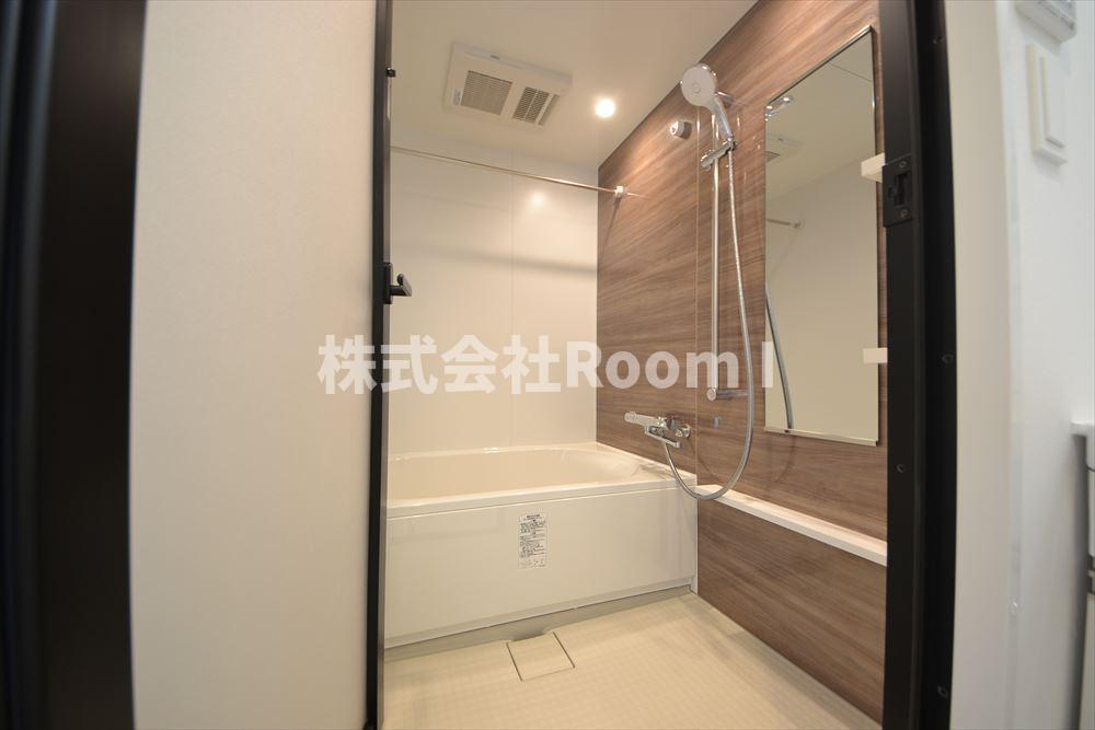 バス・シャワールーム　ゆったり過ごせるお風呂です