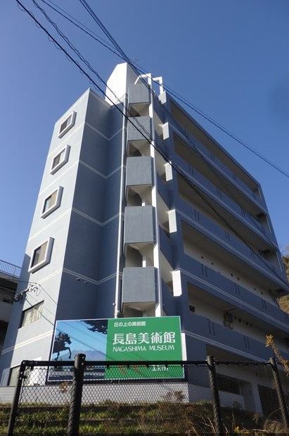 【鹿児島市武のマンションの建物外観】