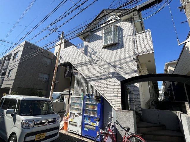 千葉県浦安市富士見４（アパート）の賃貸物件の外観