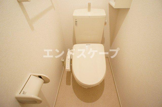 【渋川市金井のアパートのトイレ】