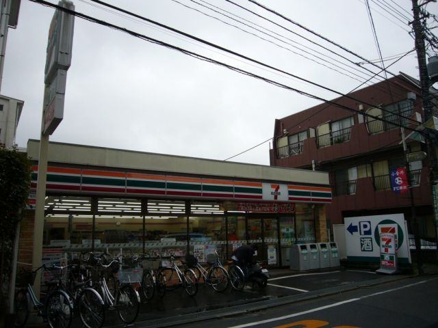 コンビニ　セブンイレブン小金井本町５丁目店（コンビニ）まで192m