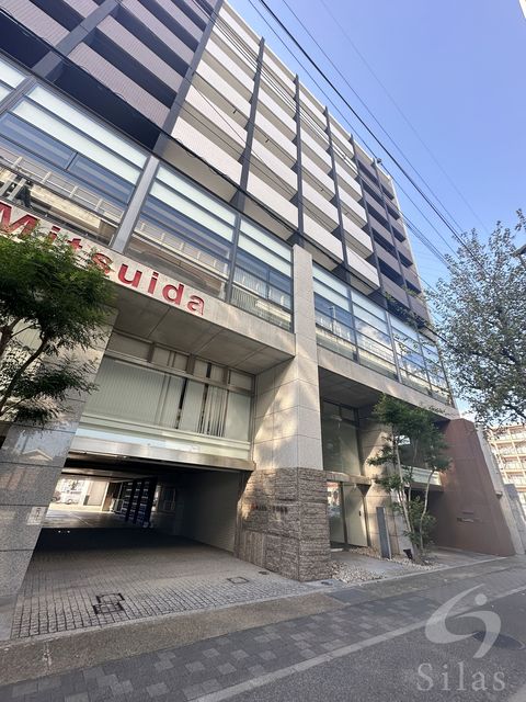 京都市伏見区竹田西内畑町のマンションの建物外観