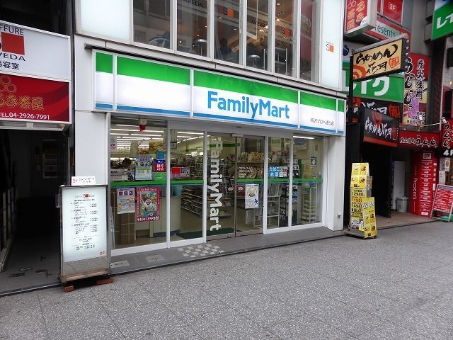 【所沢市寿町のマンションのコンビニ】