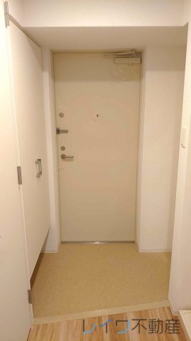 玄関　明るい玄関です