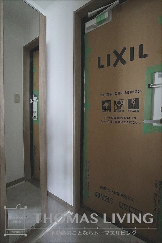 玄関　※別の物件の写真になります。