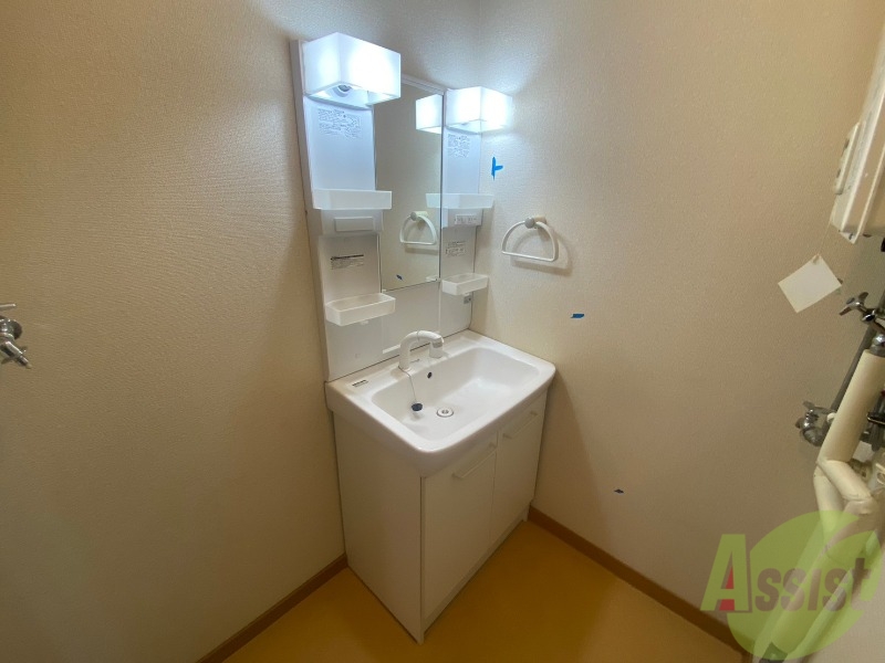 洗面設備　こちらに洗面台があります。朝の洗顔はこちらで。