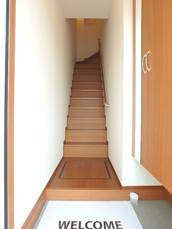 玄関　図面と現状に相違がある場合には現状を優先