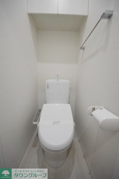 トイレ　温水洗浄洗濯機完備