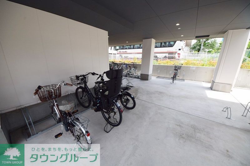 その他共有部分　駐輪場完備