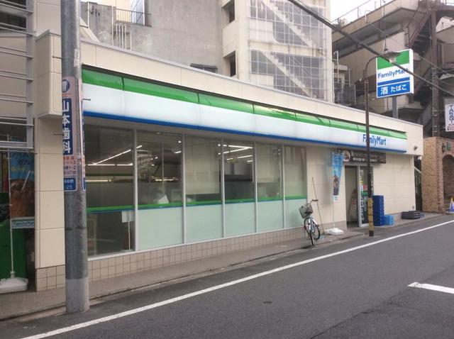 コンビニ　ファミリーマート十条仲原一丁目店（コンビニ）まで691m