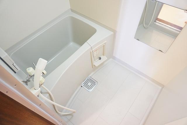 バス・シャワールーム　浴室