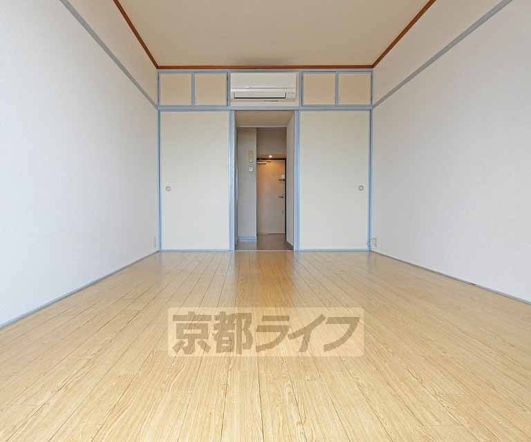 居室・リビング　居室です