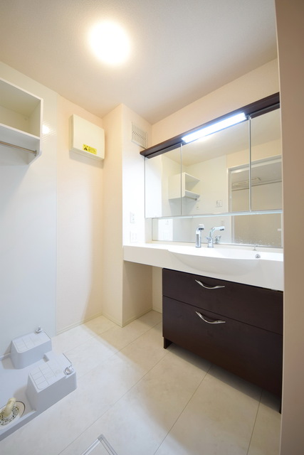 洗面設備　～ハミガキでもしましょう～別号室参考写真