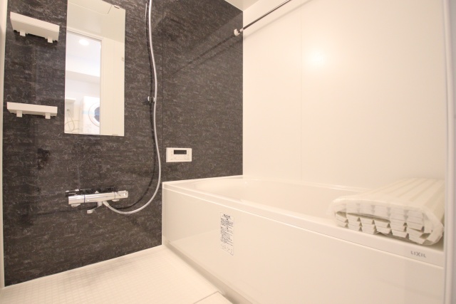 バス・シャワールーム　※別室の参考写真の為、現況優先です。