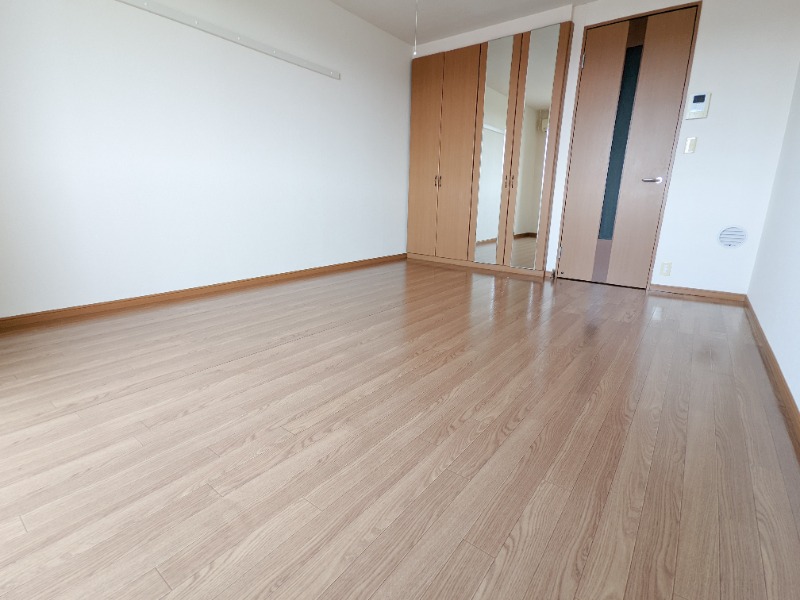 居室・リビング　図面と現状に相違がある場合には現状を優先