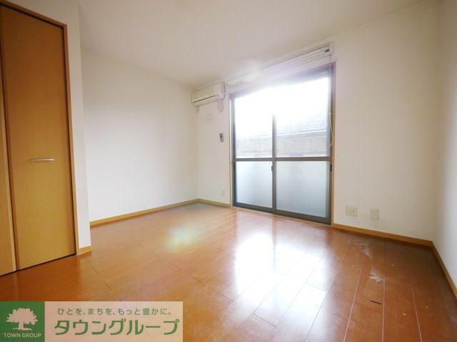 居室・リビング　部屋