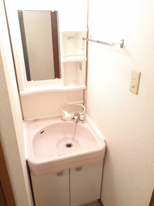 洗面設備　図面と現状に相違がある場合には現状を優先