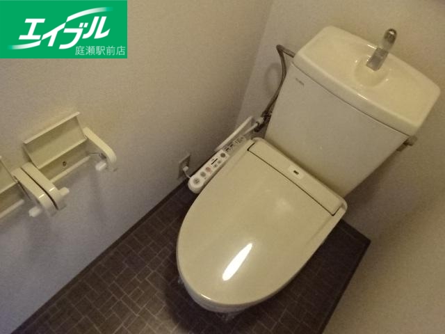 トイレ　シャワー付トイレ