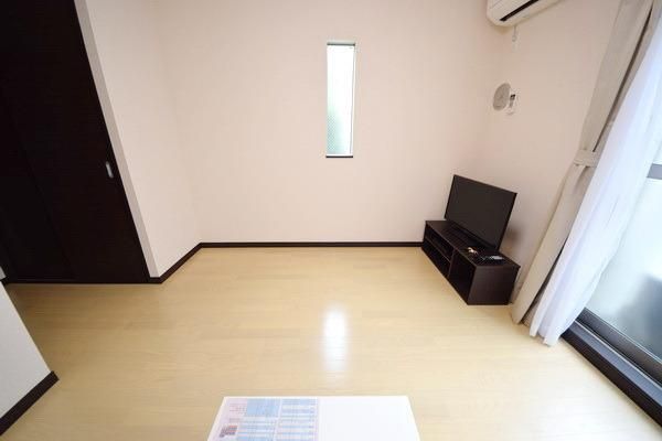 居室・リビング　★２面採光になってます★