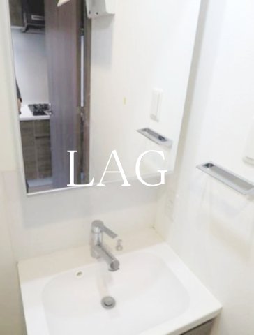 洗面設備　洗面台です。