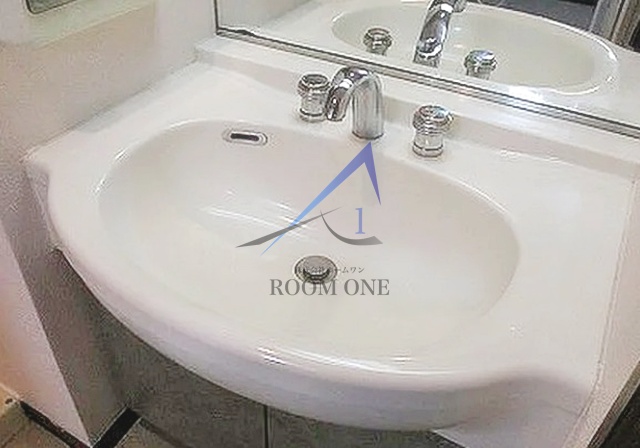 洗面設備　洗面台です。