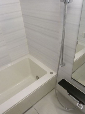 バス・シャワールーム　※別部屋の参考写真です。