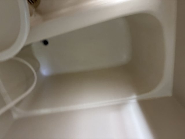 バス・シャワールーム　コンパクトで使いやすいお風呂です