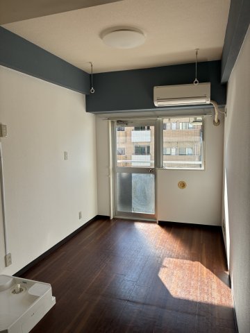 居室・リビング　きれいな内装です