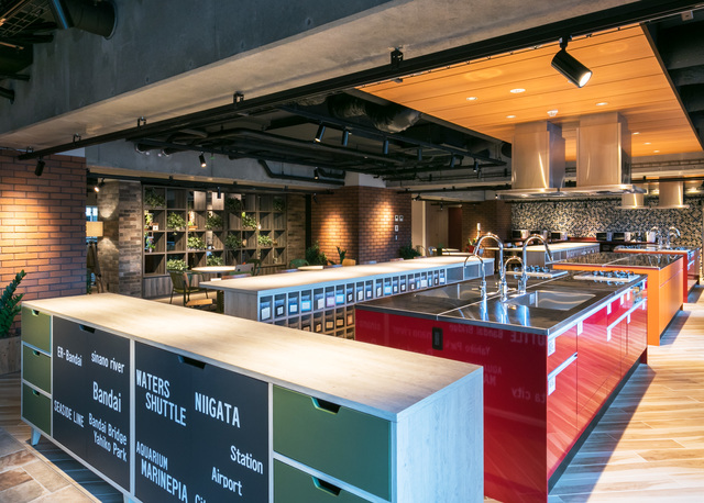 キッチン　共用ラウンジ内キッチン