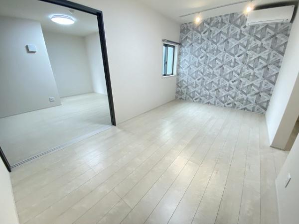 居室・リビング　室内きれいです！