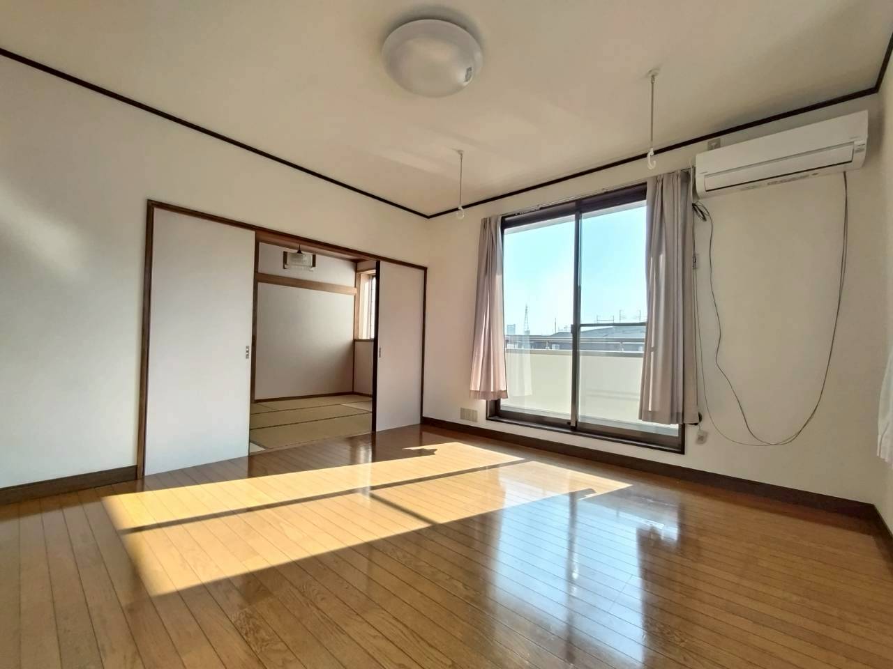 エルハイツの居間写真
