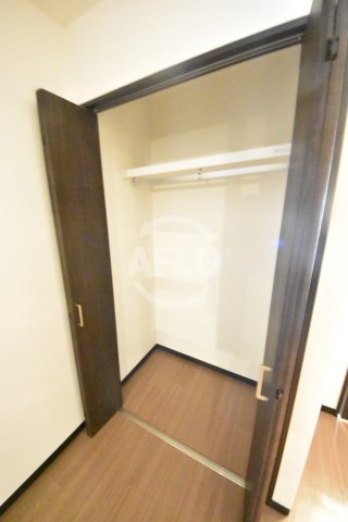 収納　みおつくし堂島II　収納