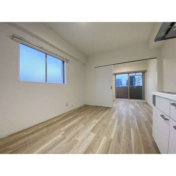 居室・リビング　LDK8帖