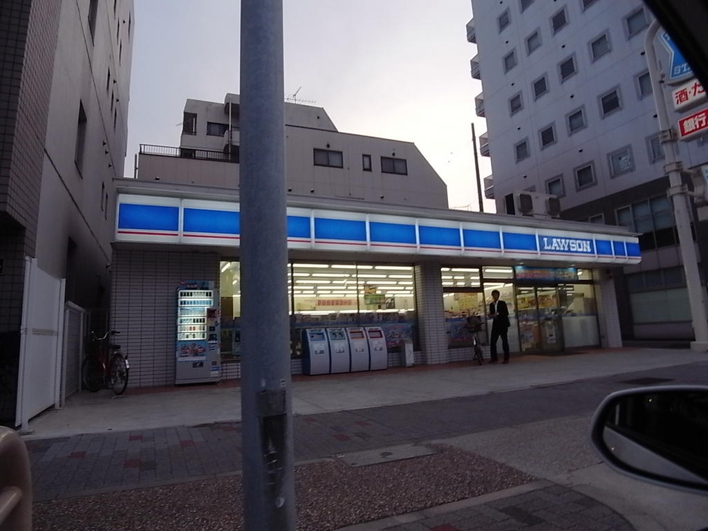 コンビニ　ローソン上前津駅南店 (コンビニ)（コンビニ）まで140m