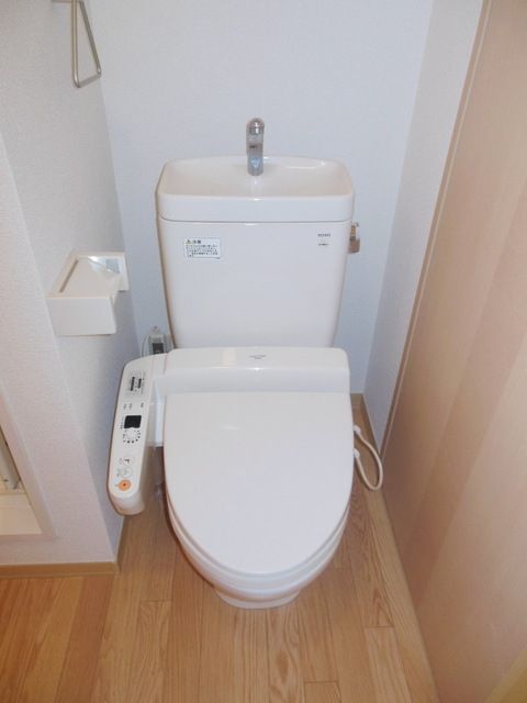 トイレ　★洋式トイレです★