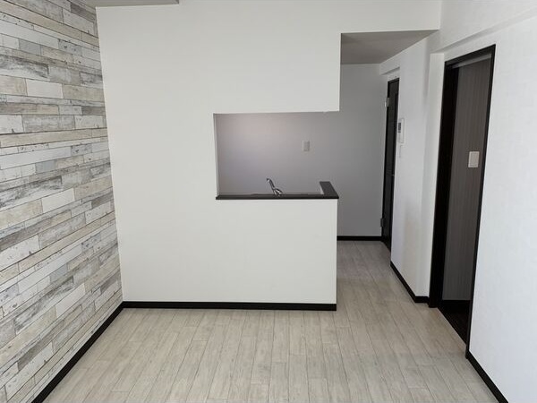 居室・リビング　明るいリビングで気持ちも明るくなりますね♪