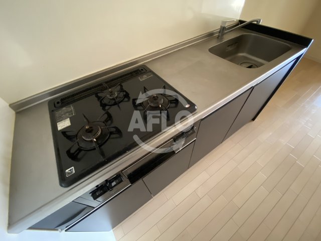 キッチン　サクシード南森町　システムキッチン